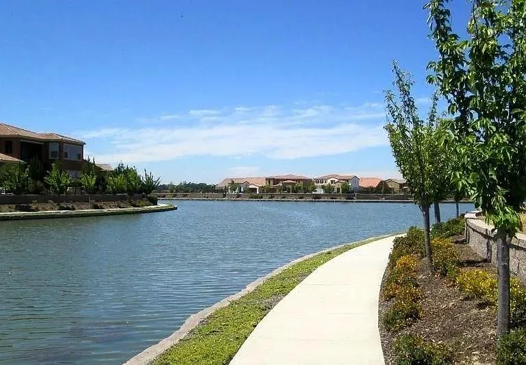 4391 Danube River Ln — Photo 46
