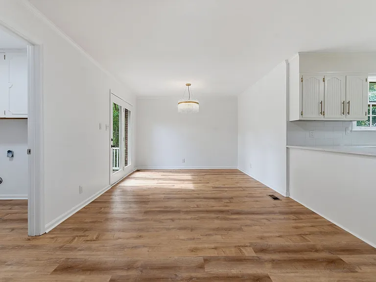 308 Brookview Ct #A — Photo 14