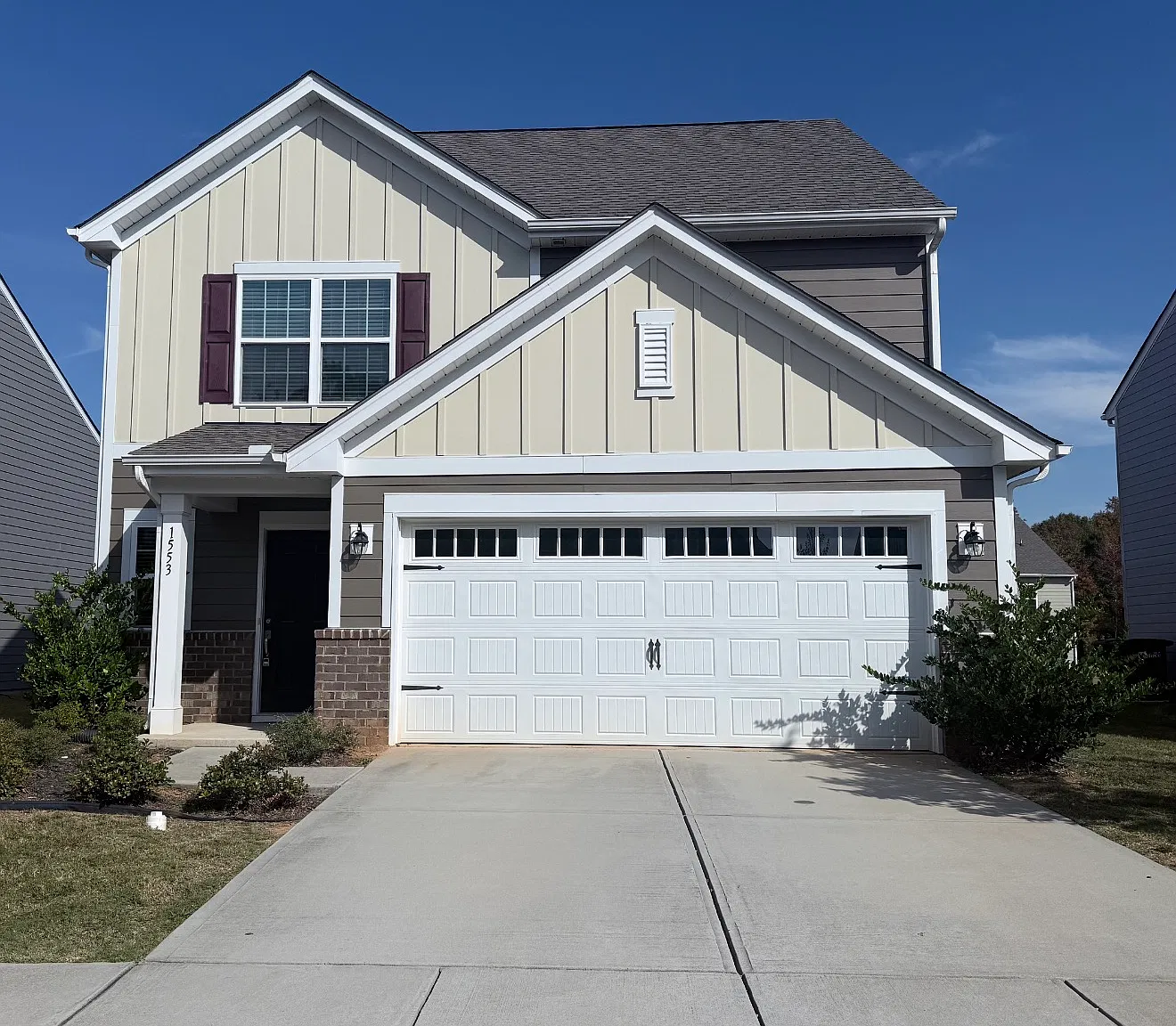 5 bed, 2361 sqft, $2,300 — Photo 1