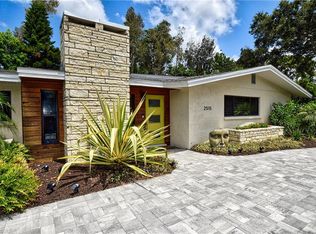 2515 Siesta Dr, Sarasota, FL 34239