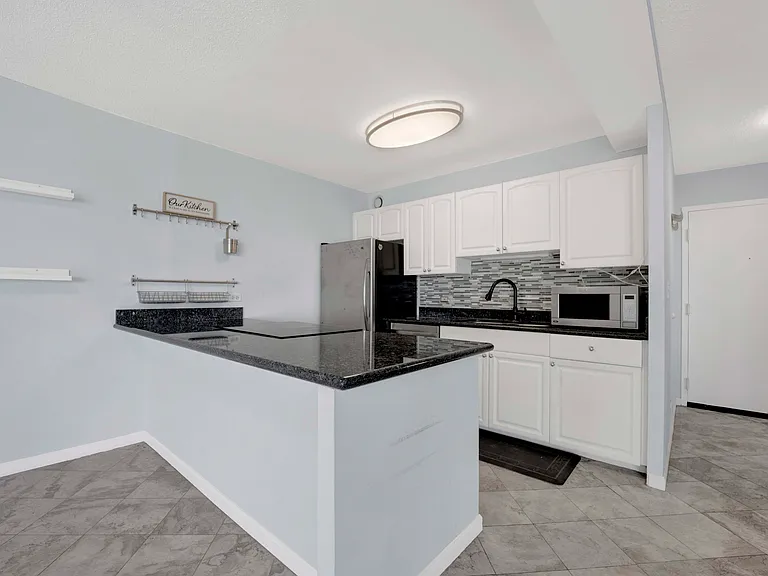 5320 N Sheridan Rd #1504 — Photo 7