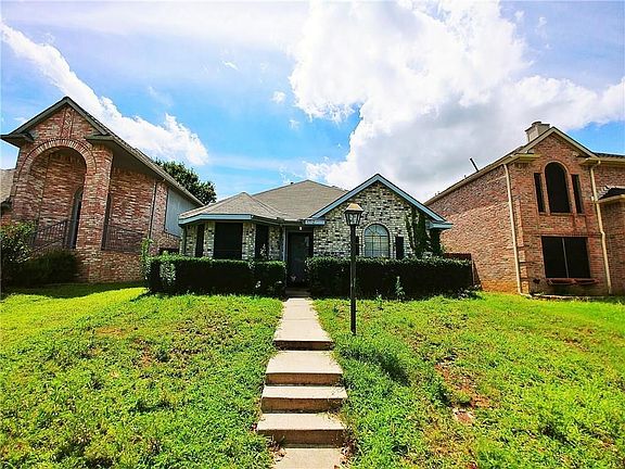2nd image of 1712 Circle Creek Dr