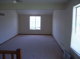 217 NW Monroe St, Lees Summit, MO 64063