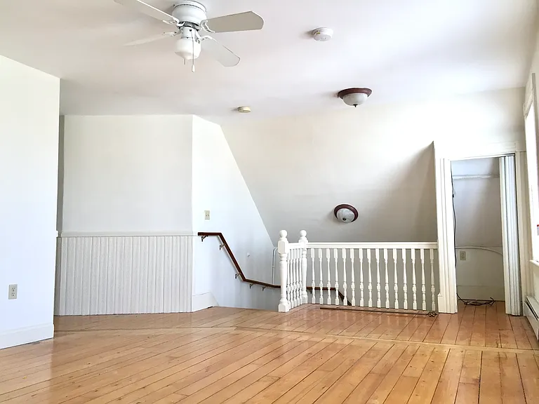 35 E Bowery St #3 — Photo 6