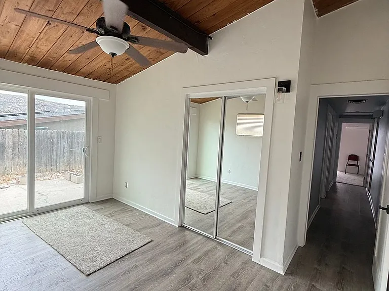 9219 Fanita Rancho Rd — Photo 5