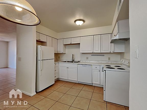 2nd image of 2828 E Tierra Buena Ln APT 101