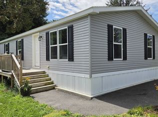 85 Coffin Rd TRAILER 17, Epping, NH 03042