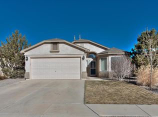 605 Sunny Meadows Dr NE, Rio Rancho, NM 87144