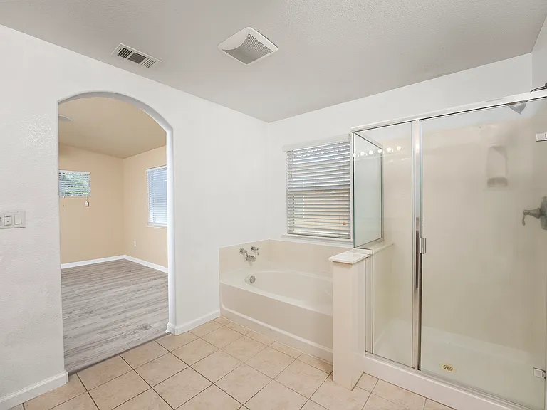 241 Picasso Cir — Photo 8