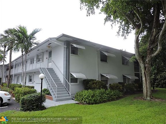 3rd image of 2360 SW 22nd Ave APT 418