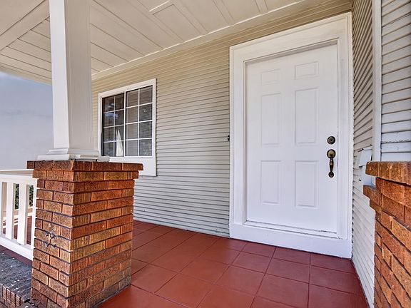 4th image of 1026 V St