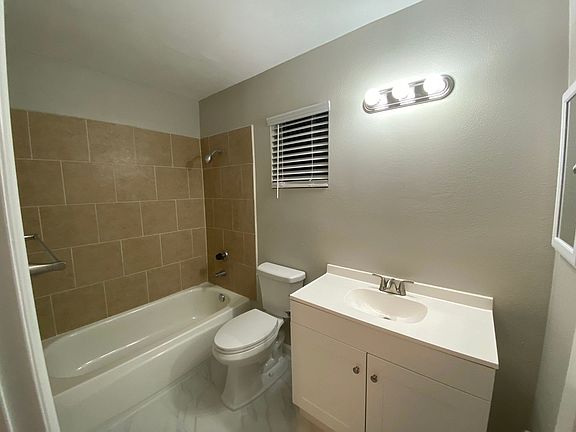 5th image of 3911 W Ramsey St #301