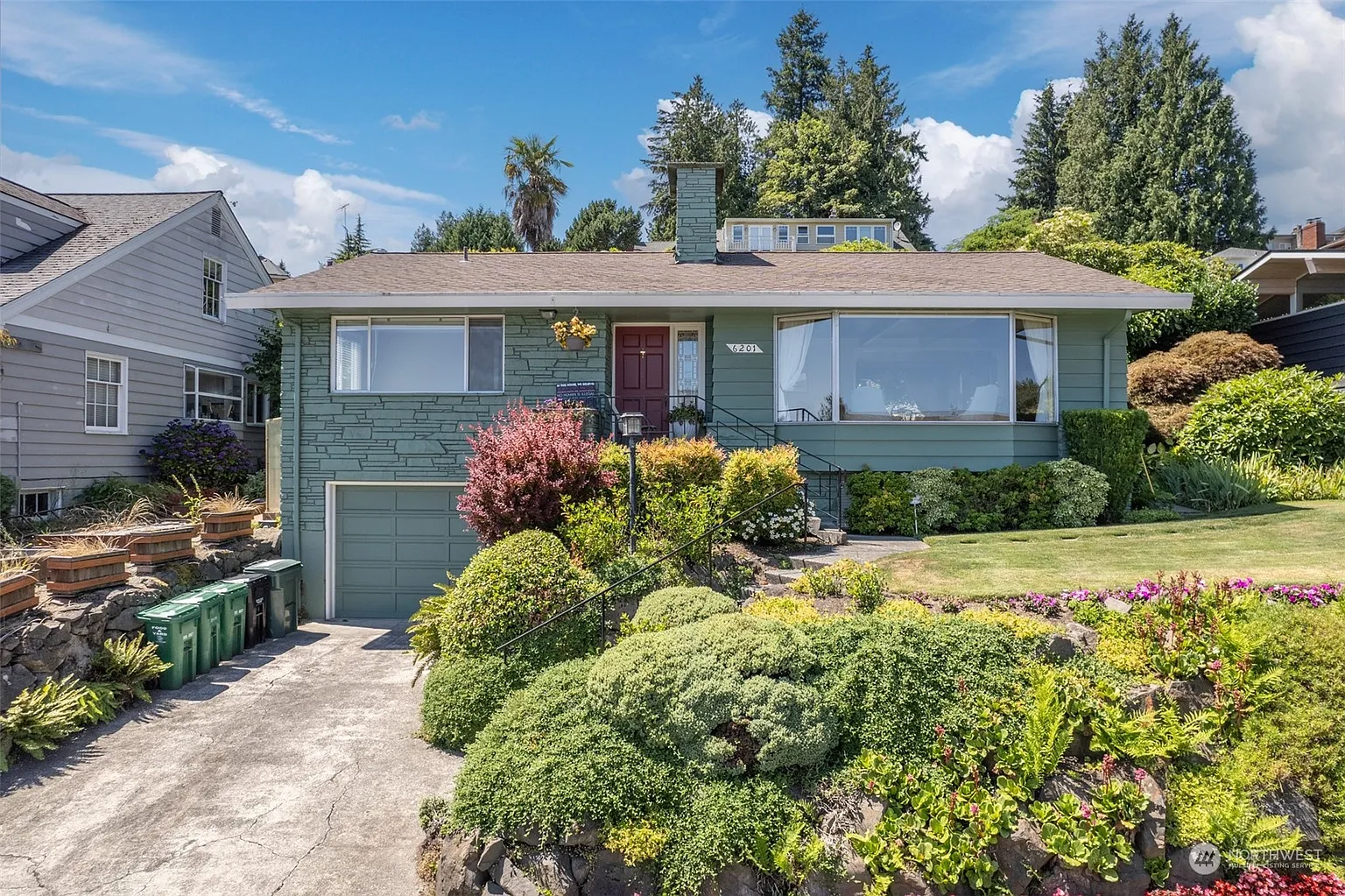 6201 51st Avenue NE photo 1