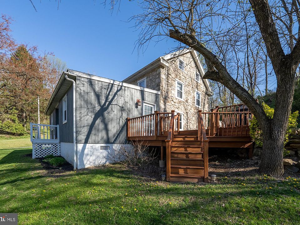 2 Hill Rd, Boyertown, PA 19512 | Zillow