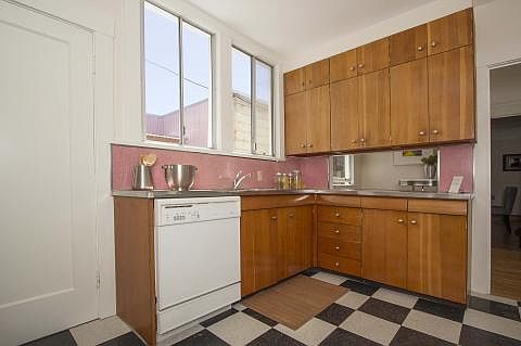 5th image of 850 41st Ave