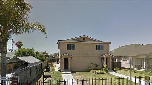 2nd image of 2542 Santa Ana South N