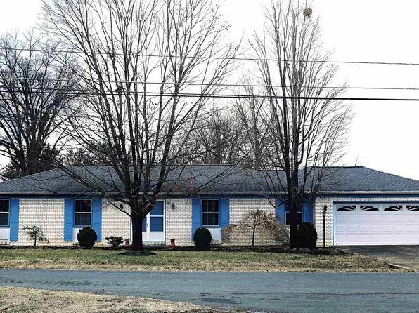 25 Georganna Dr, Lyndhurst, VA 22952
