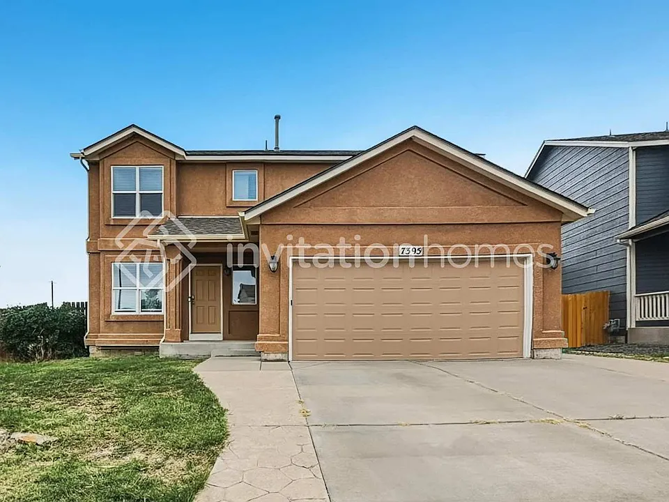7395 Middle Bay Way