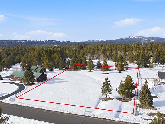 2nd image of 969 Valley View Ln