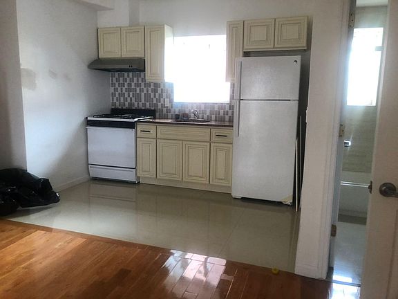 4th image of 164-05 35th Ave #3