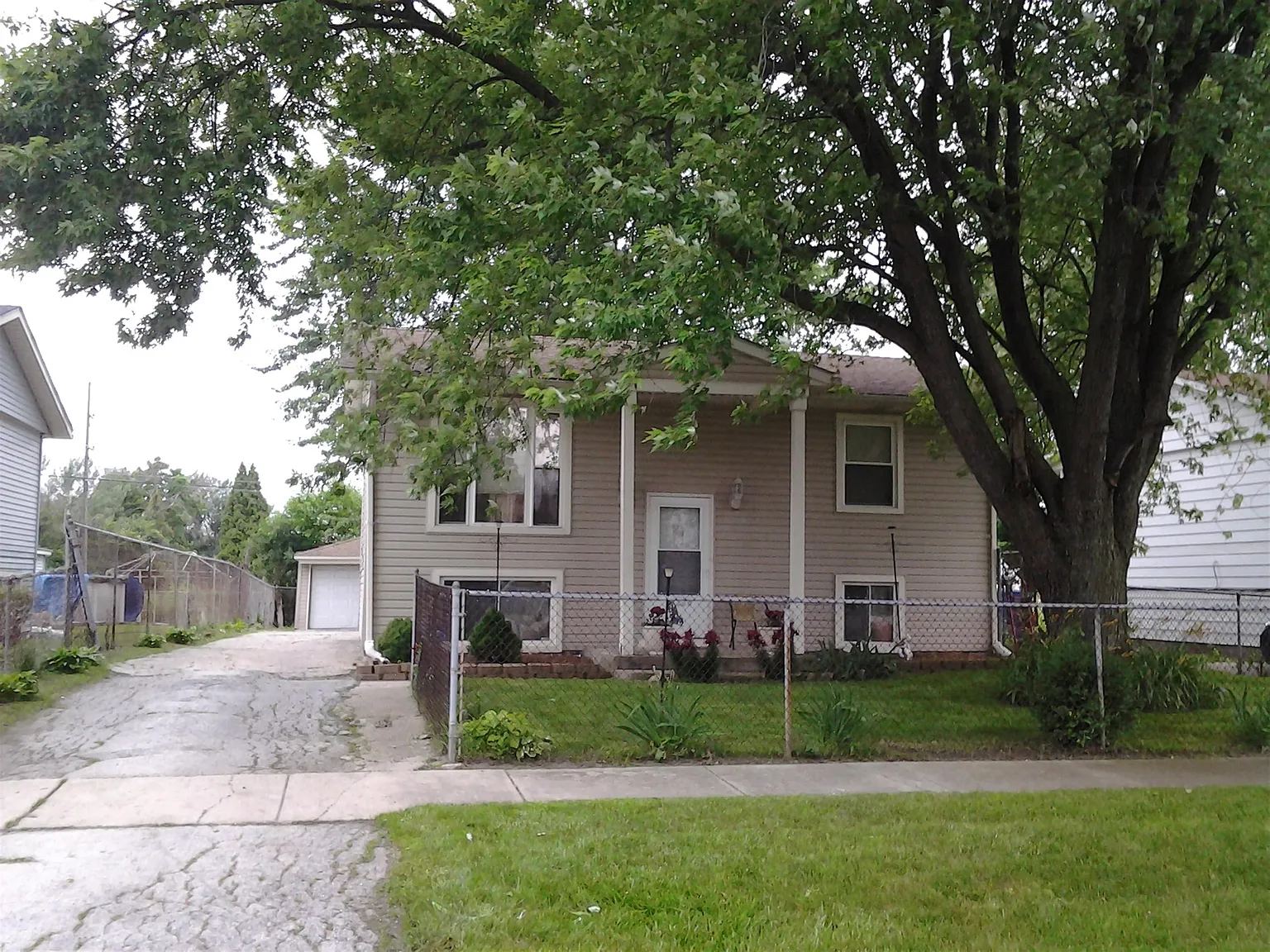 14228 Winchester Ave photo 1