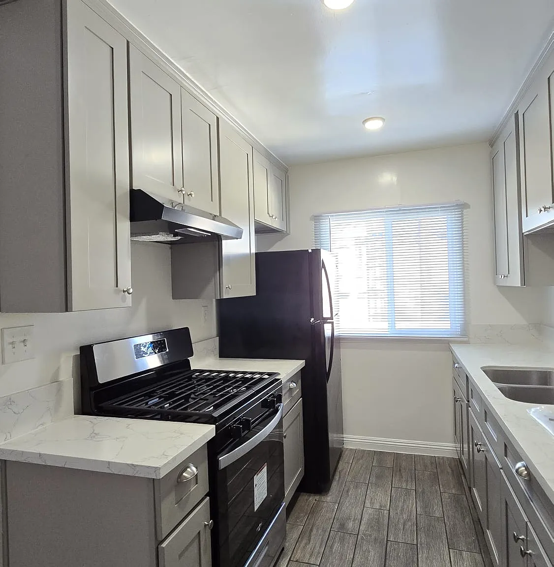 1 bed, 650 sqft, $1,900 — Photo 1