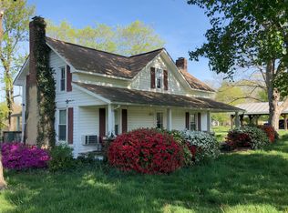 6611 Morrow Mill Rd, Chapel Hill, NC 27516