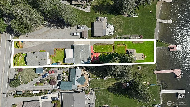 4th image of 31025 E Lake Morton Drive SE