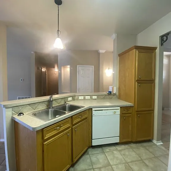 714 Black Hills Trl — Photo 11