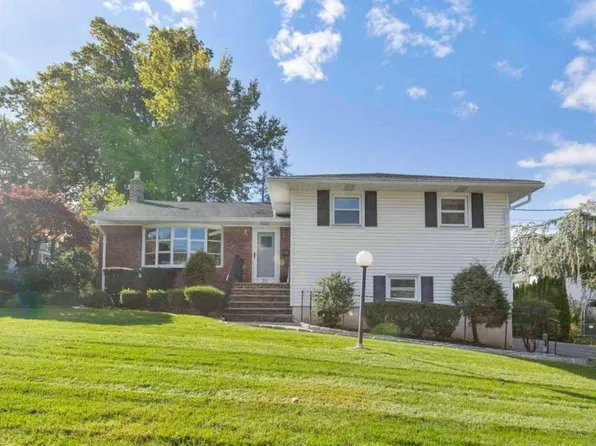 581 Winne Ave, Oradell, NJ 07649