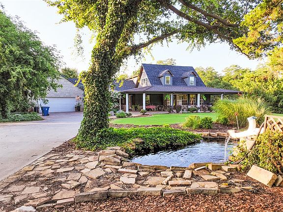 4th image of 1301 E Rock Creek Rd