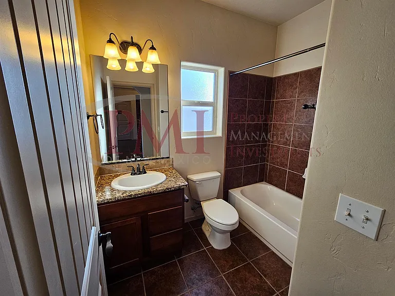 7524 Sierra De Oro Pl — Photo 12