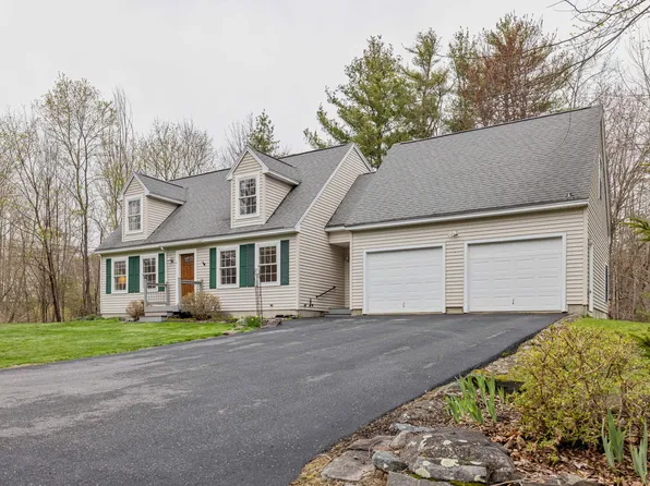 16 Holly Lane, Windham, ME 04062