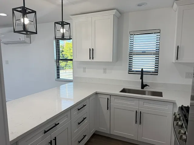 3259 Landis St — Photo 11