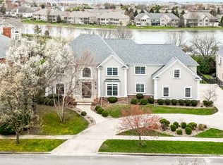 9 Windsong Way, Bloomington, IL 61704