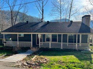 1030 Ticky Fork Rd, Ravenna, KY 40472