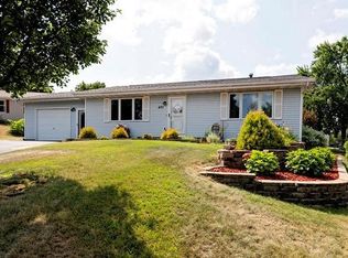 401 Oak Ridge COURT, Fort Atkinson, WI 53538