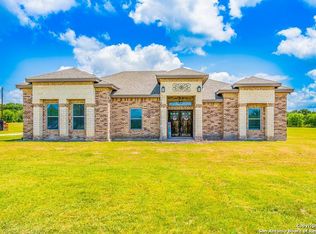 2731 County Road 301, Beeville, TX 78102