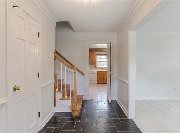 5th image of 4230 Carafe Dr