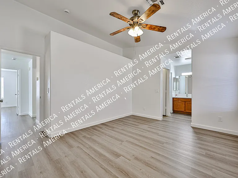 3627 W Melinda Ln — Photo 17
