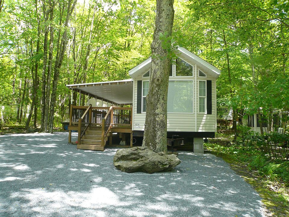 2nd image of 2409 Cardinal Rd