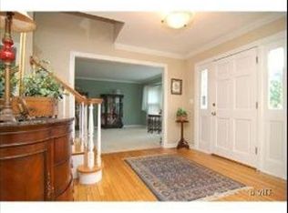950 Burridge St, Libertyville, IL