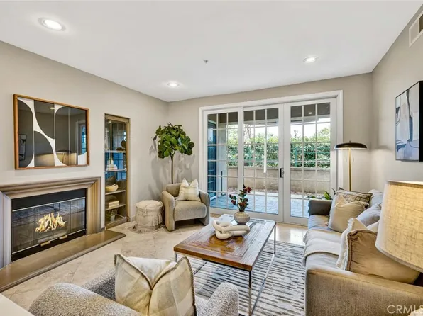 5142 Warner Ave APT 109, Huntington Beach, CA 92649