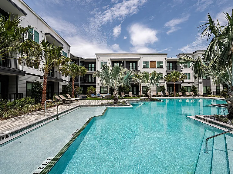 The Citizen at Waterset Luxury Apartments — Photo 37