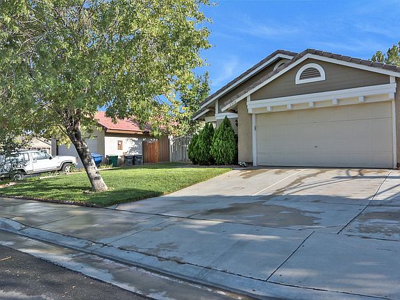 2nd image of 2918 Fairfield Ave