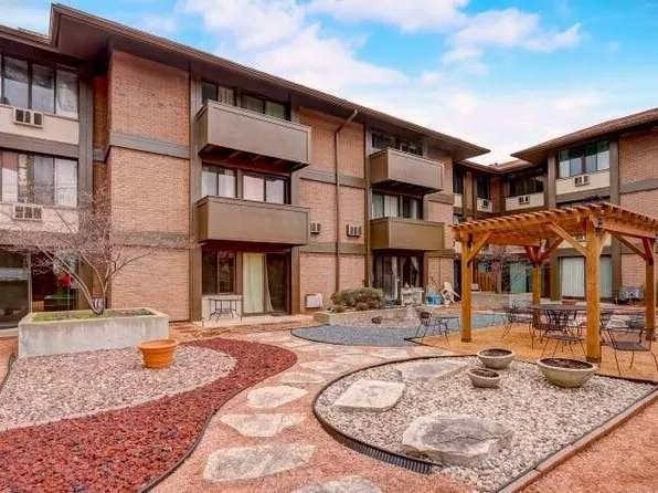 2025 East Greenwich AVENUE #105, Milwaukee, WI 53211