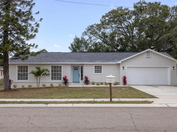 1904 Rainbow Dr, Clearwater, FL 33765