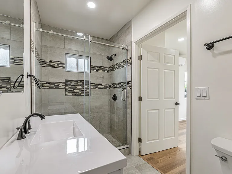 12856 Rubens Ave — Photo 38