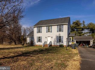 139 Wakefield St, Montross, VA 22520