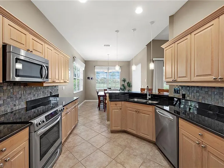 14546 Speranza Way — Photo 11